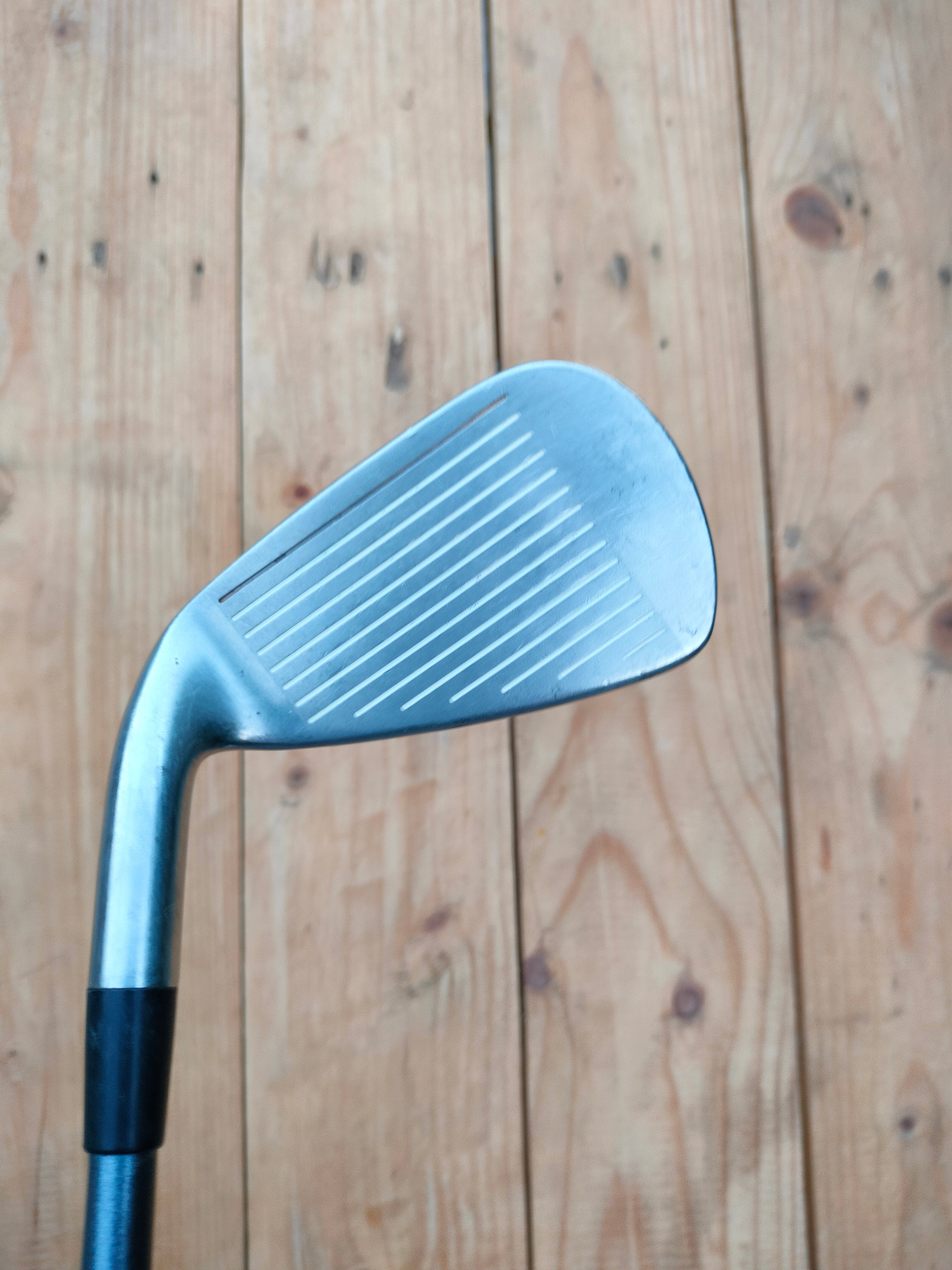 Mizuno Charge II Deep Gravity #6 Iron